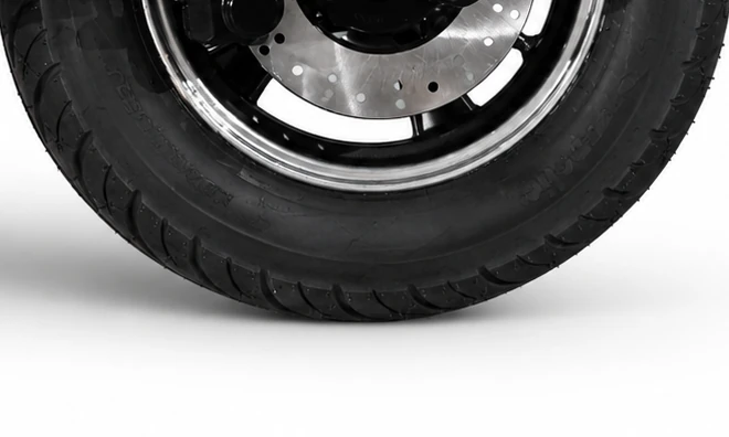 Tubeless 90/90-10 Tyres