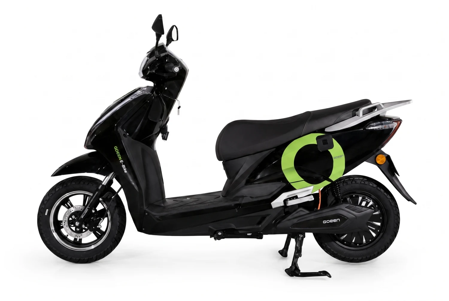 CHALO SMART PRO in Black.