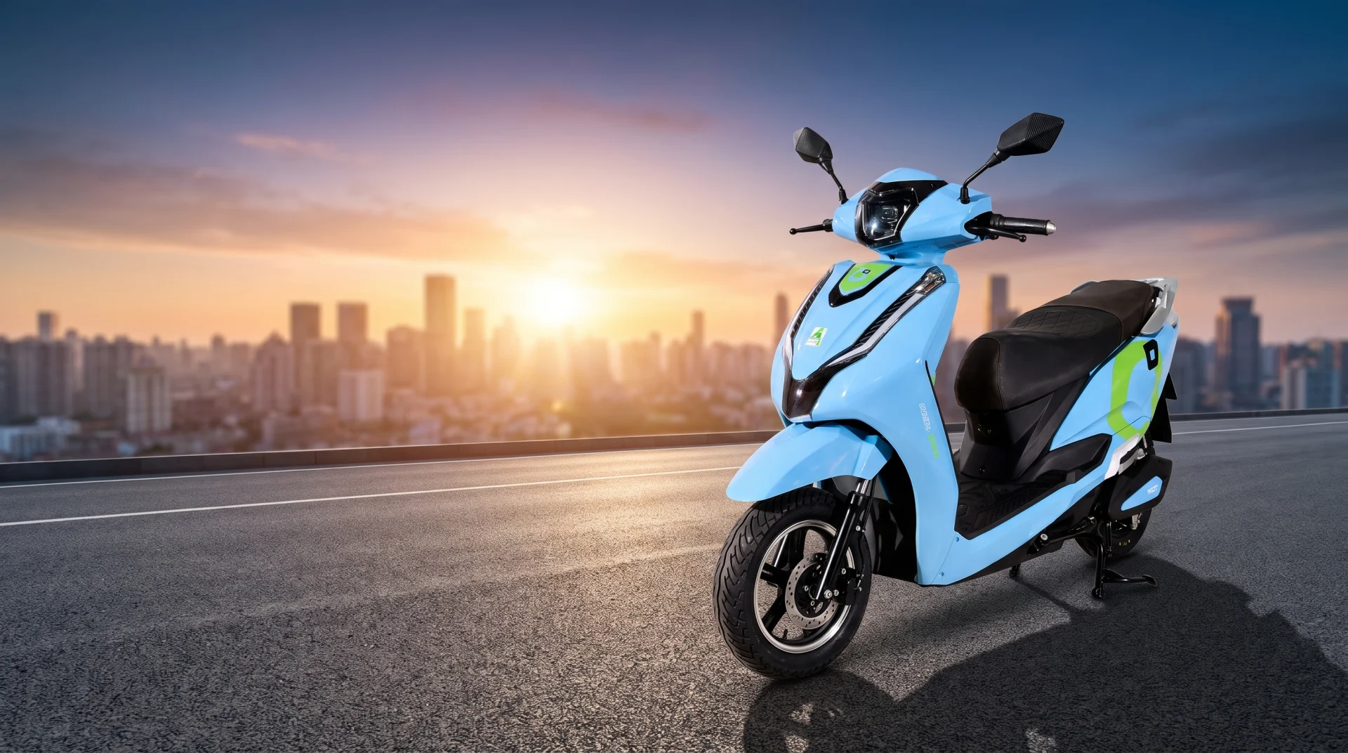 CHALO SMART PRO parked at the kerb after a long city ride.